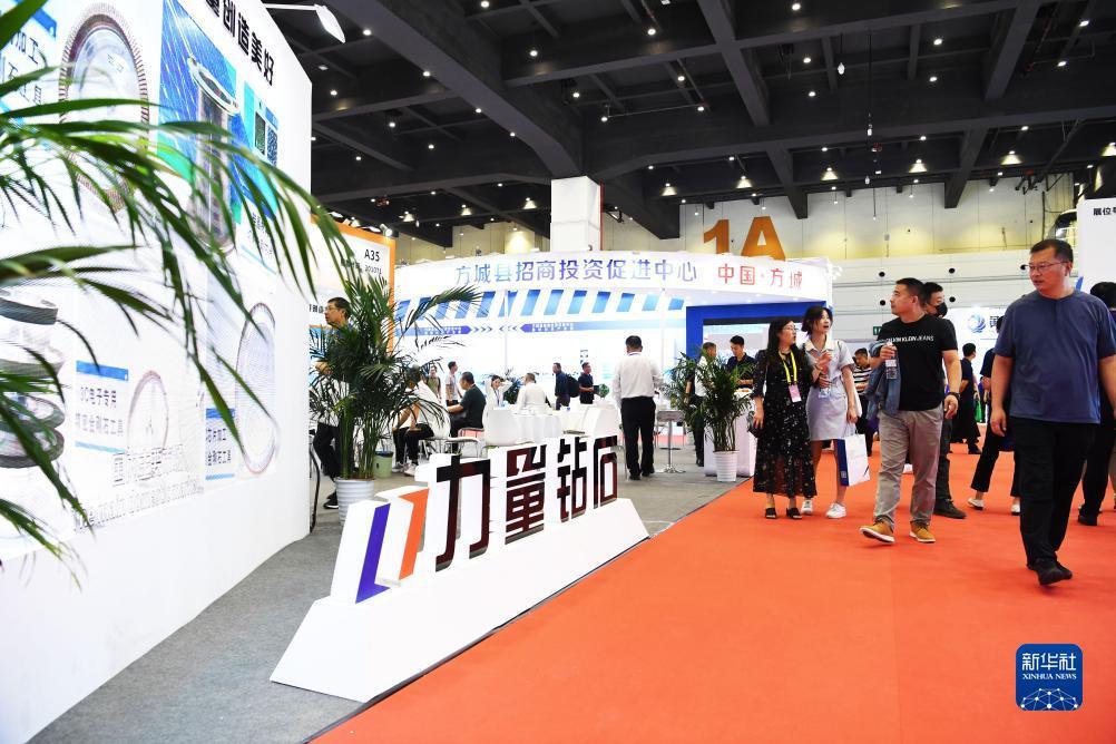 金鸡报喜网站